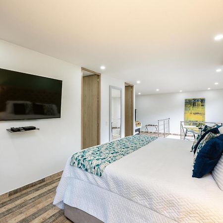 Apartamentos Borbon Suites Medellín Zewnętrze zdjęcie