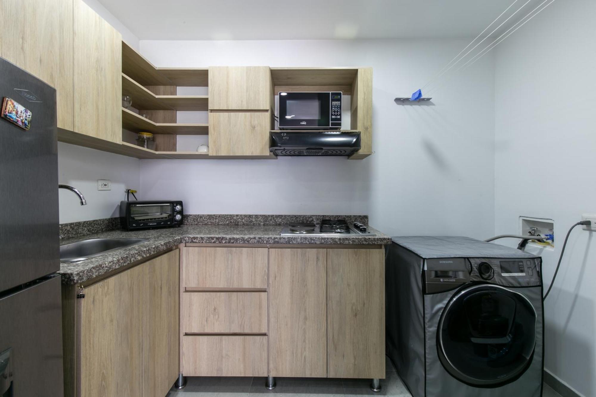 Apartamentos Borbon Suites Medellín Zewnętrze zdjęcie