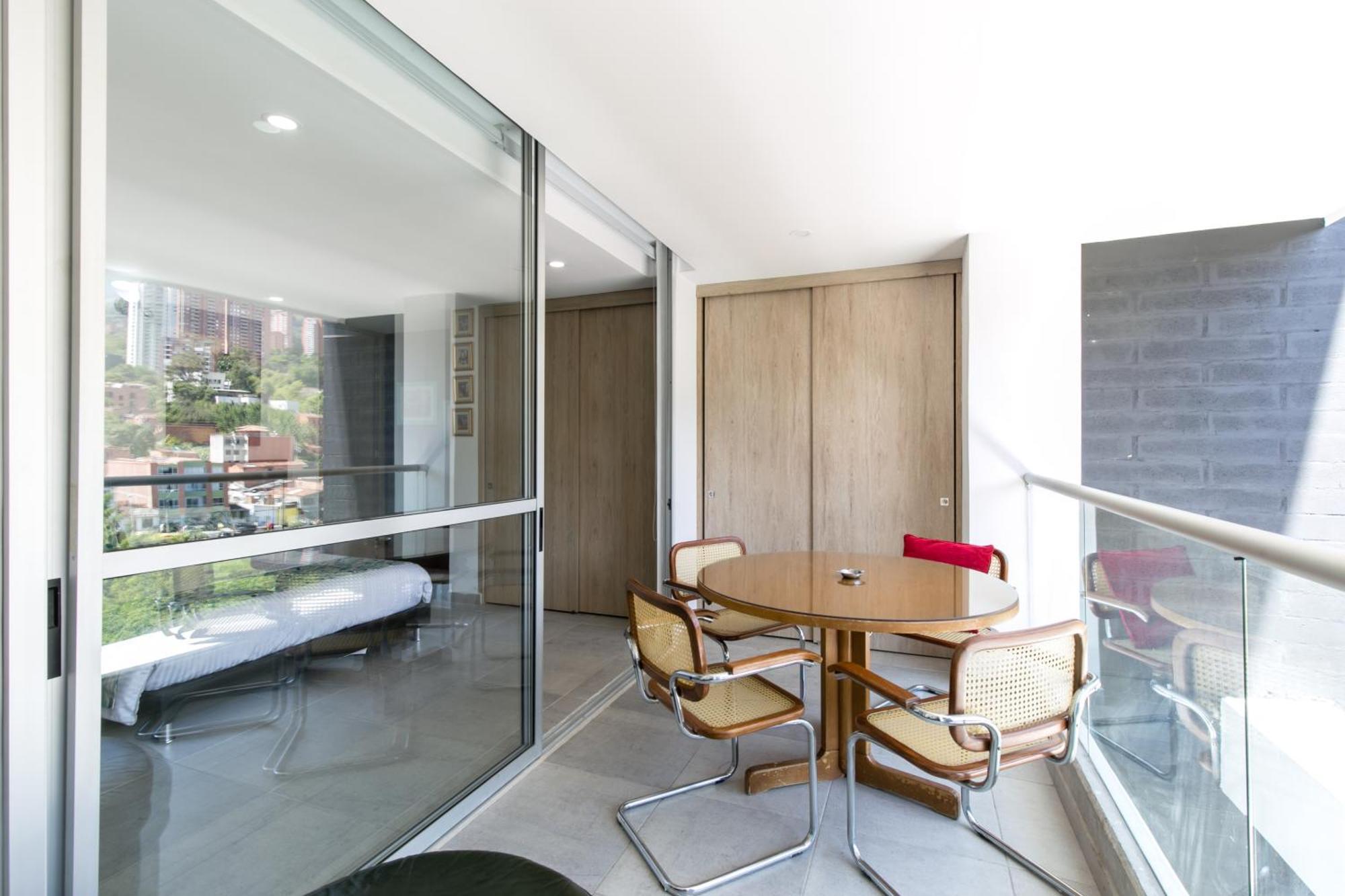 Apartamentos Borbon Suites Medellín Zewnętrze zdjęcie