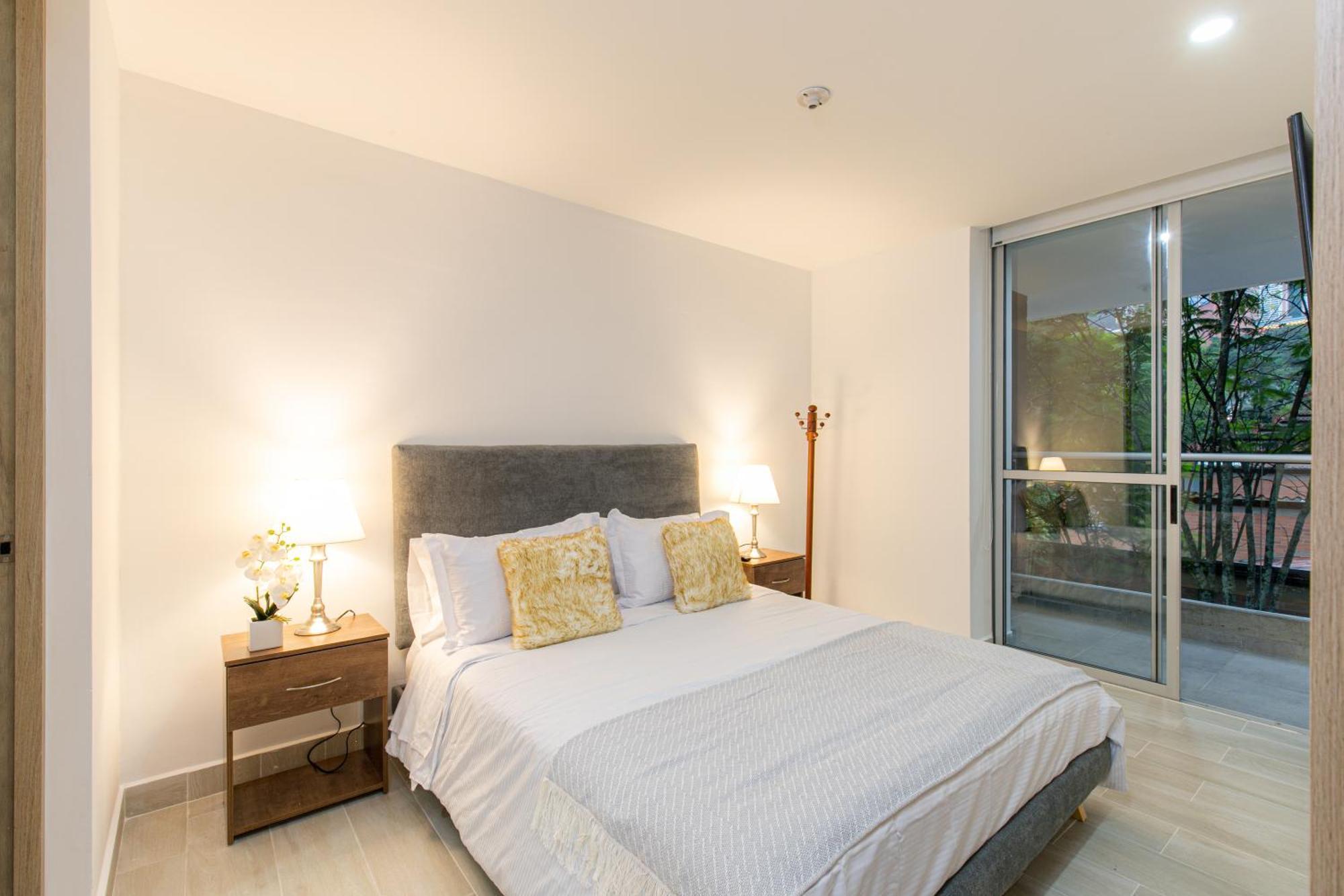 Apartamentos Borbon Suites Medellín Zewnętrze zdjęcie