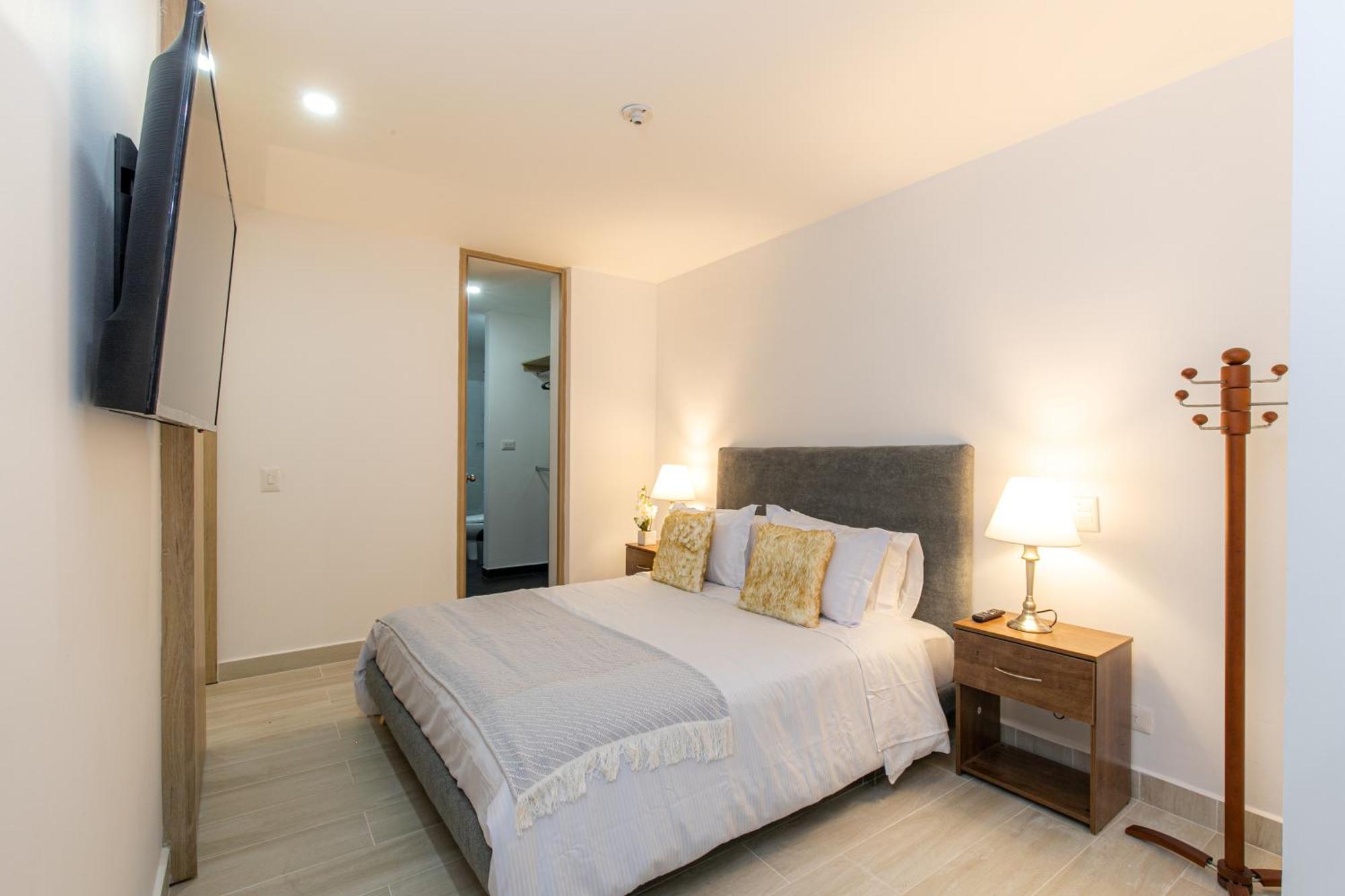 Apartamentos Borbon Suites Medellín Zewnętrze zdjęcie