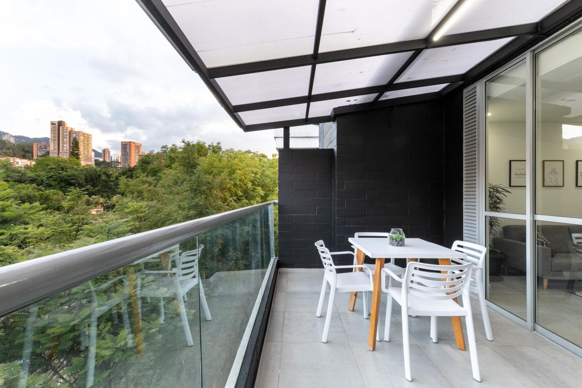 Apartamentos Borbon Suites Medellín Zewnętrze zdjęcie
