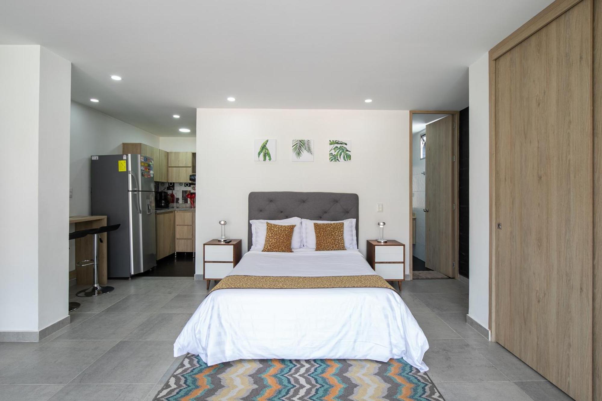 Apartamentos Borbon Suites Medellín Zewnętrze zdjęcie
