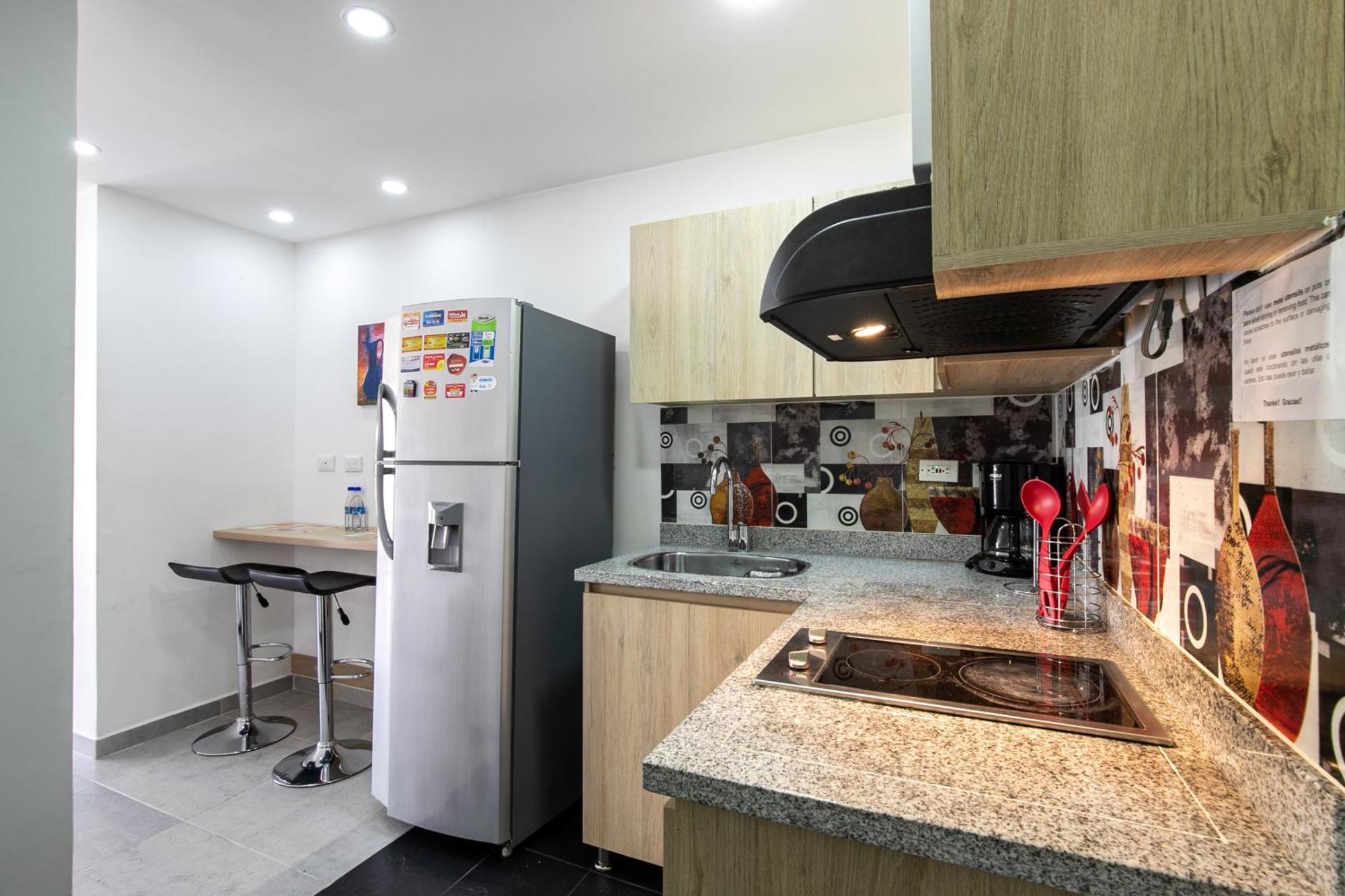 Apartamentos Borbon Suites Medellín Zewnętrze zdjęcie