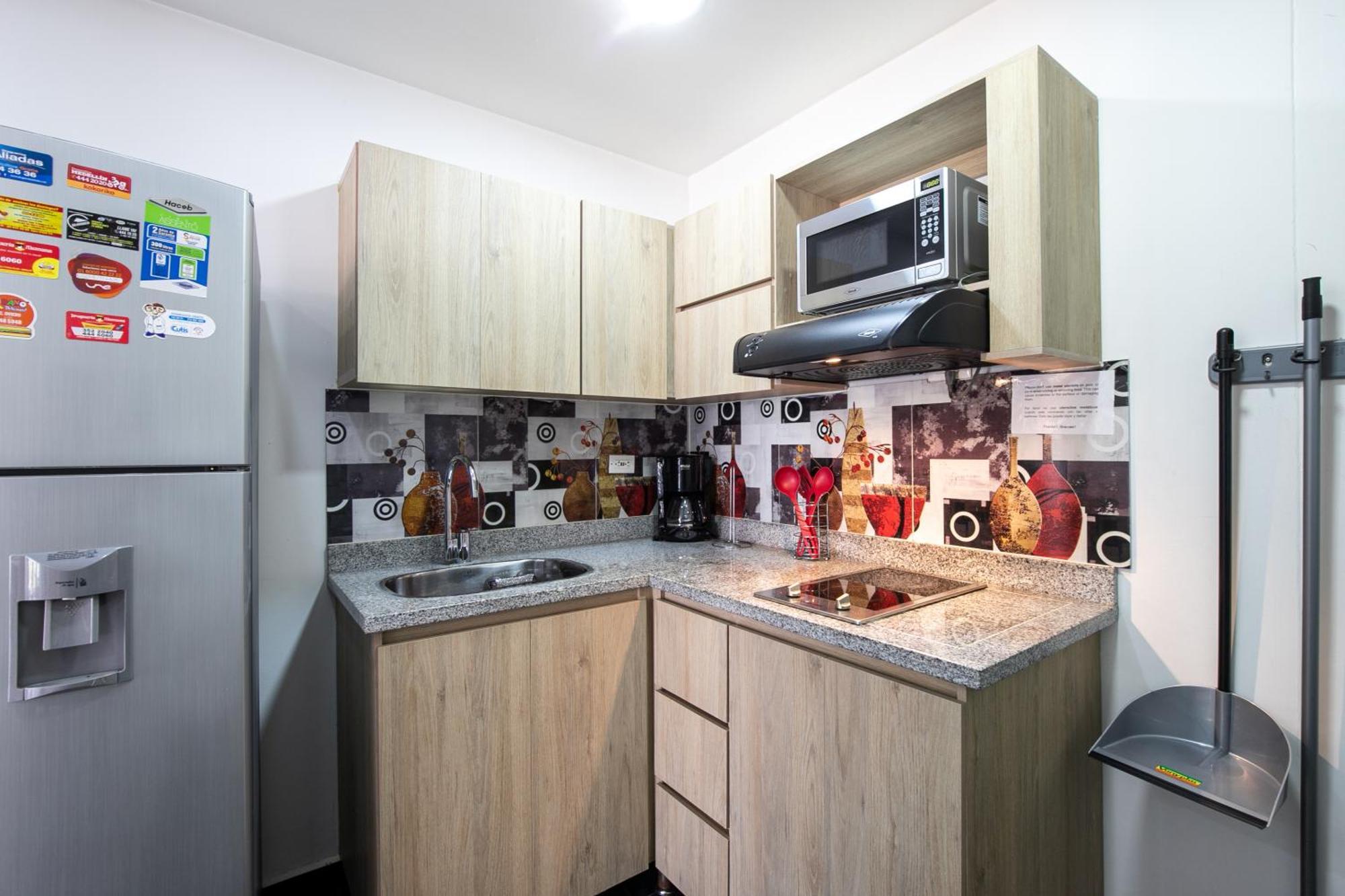 Apartamentos Borbon Suites Medellín Zewnętrze zdjęcie