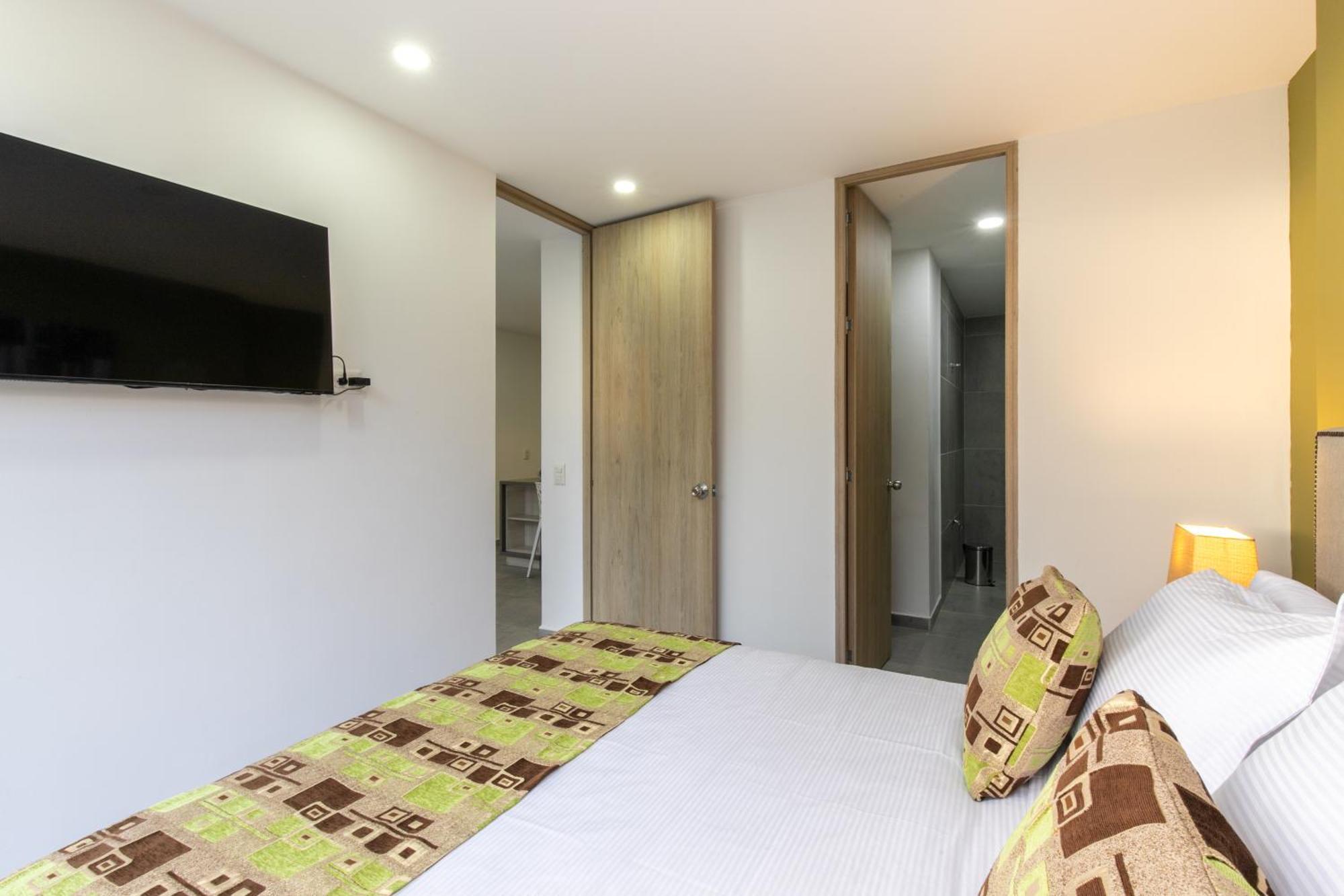 Apartamentos Borbon Suites Medellín Zewnętrze zdjęcie