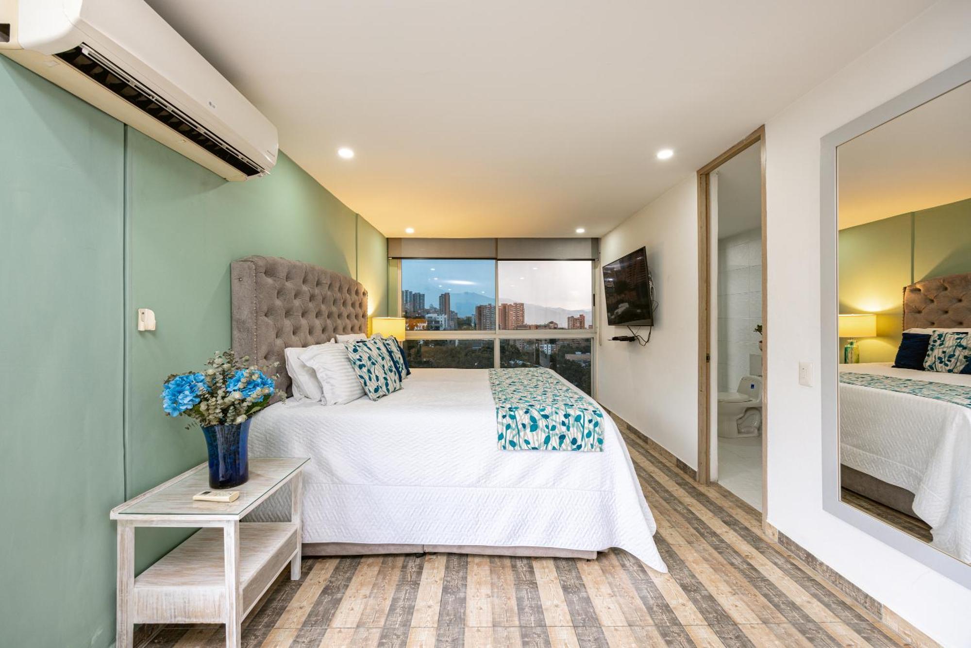 Apartamentos Borbon Suites Medellín Zewnętrze zdjęcie