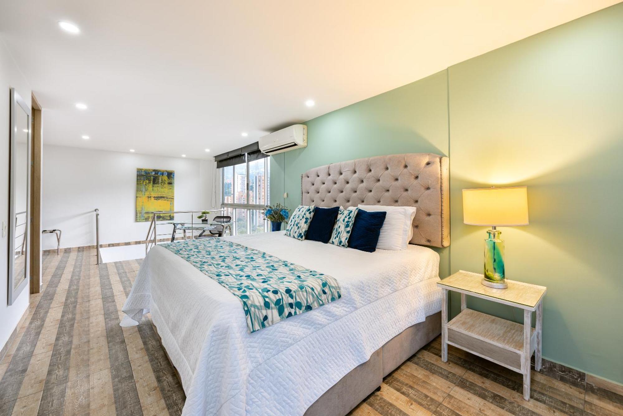 Apartamentos Borbon Suites Medellín Zewnętrze zdjęcie