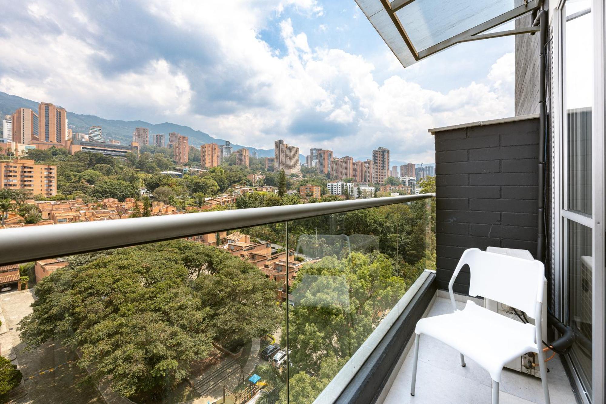 Apartamentos Borbon Suites Medellín Zewnętrze zdjęcie